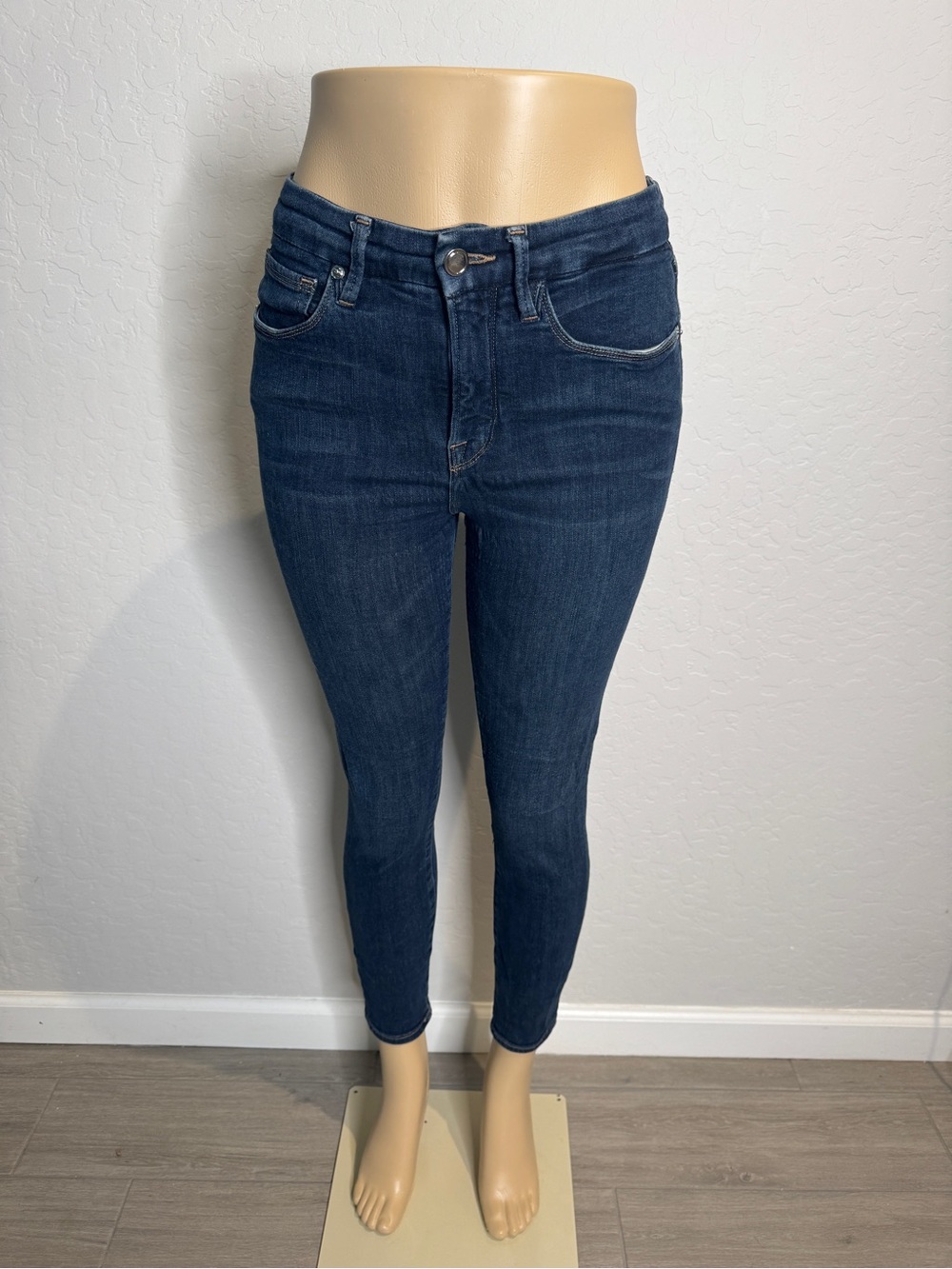 Good American good leg crop 6/28